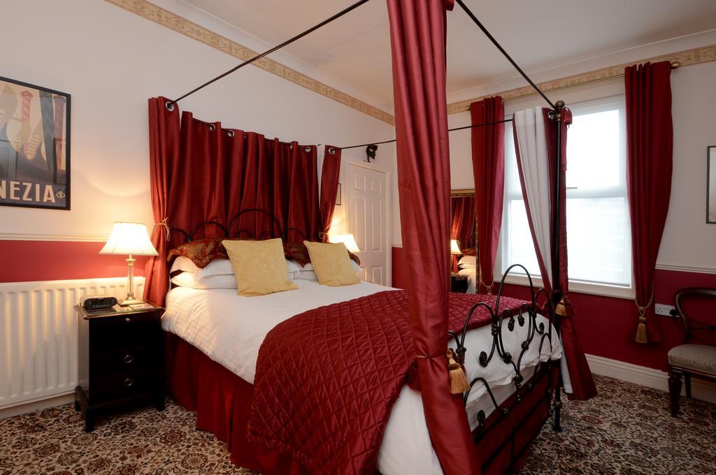 Feversham Lodge Guest House 约克 外观 照片