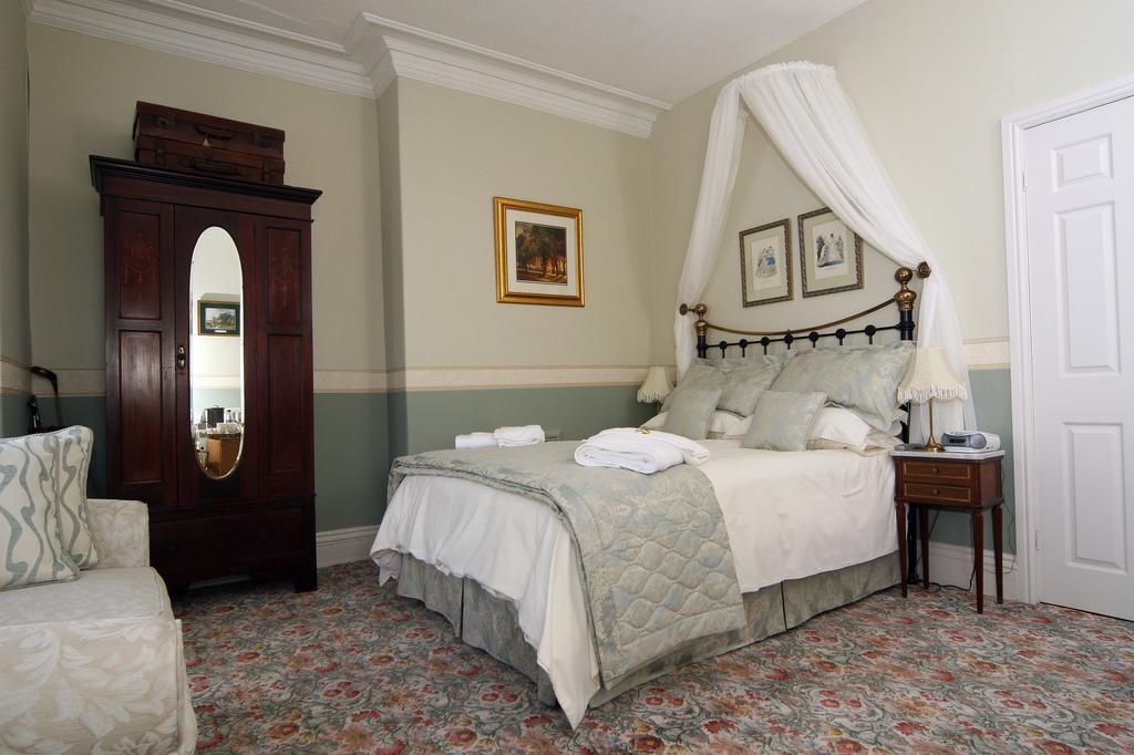 Feversham Lodge Guest House 约克 客房 照片